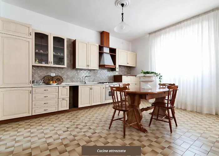 Villa Maroby - Garden & Parking