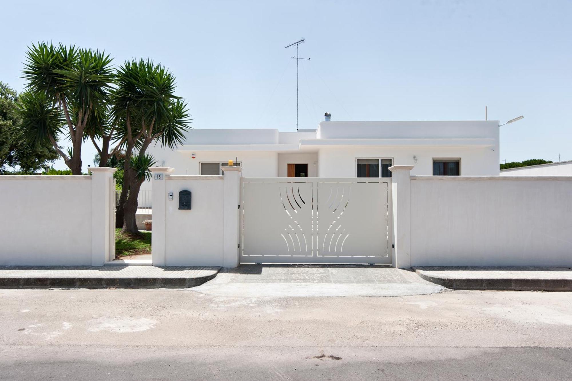 Maroby - Garden & Parking Villa Lecce